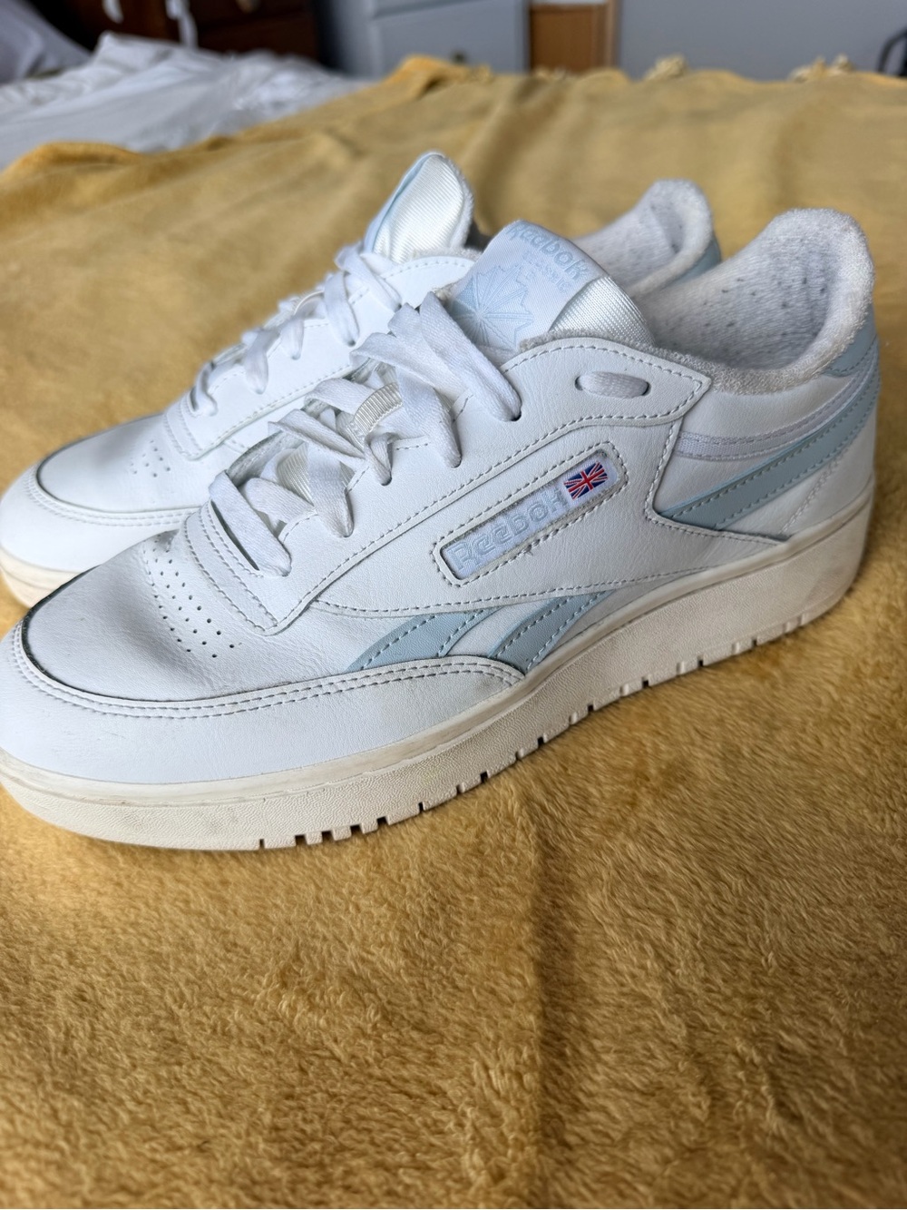 Reebok Classic Club C Platform Sneakers White Light Blue Women’s | Size 10